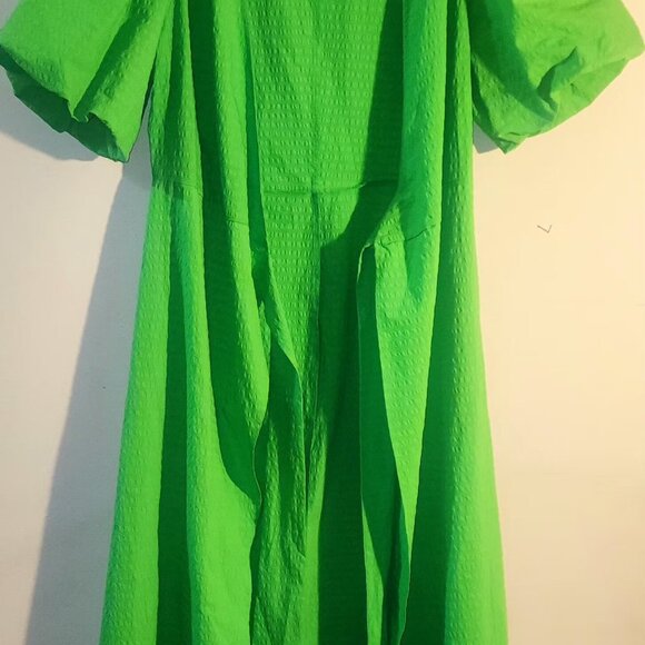 Woman's Clothes size Small - Picture 8 of 16